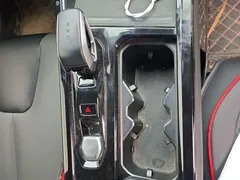 2023 Geely Atlas Cool 1.5TD Smart, белый — фото 13