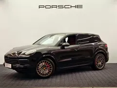 2023 Porsche Cayenne E-Hybrid 2.0T PHEV Platinum, чёрный — фото 1
