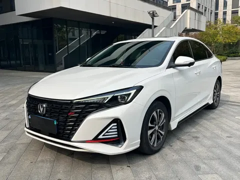 2022 Changan Eado PLUS 1.4T GDI DCT Premium