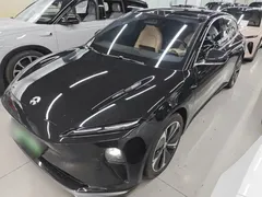 2024 Nio ET5T 75kWh Touring, чёрный — фото 1