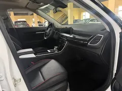 2023 Kia Seltos 1.5L CVT Premium, белый — фото 4