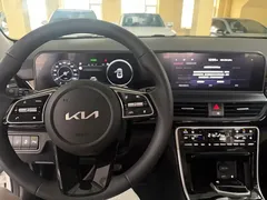 2023 Kia Seltos 1.5L CVT Premium, белый — фото 18