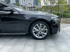 2023 Mercedes-Benz E-Class E 300 L Sport Fashion, чёрный — фото 24