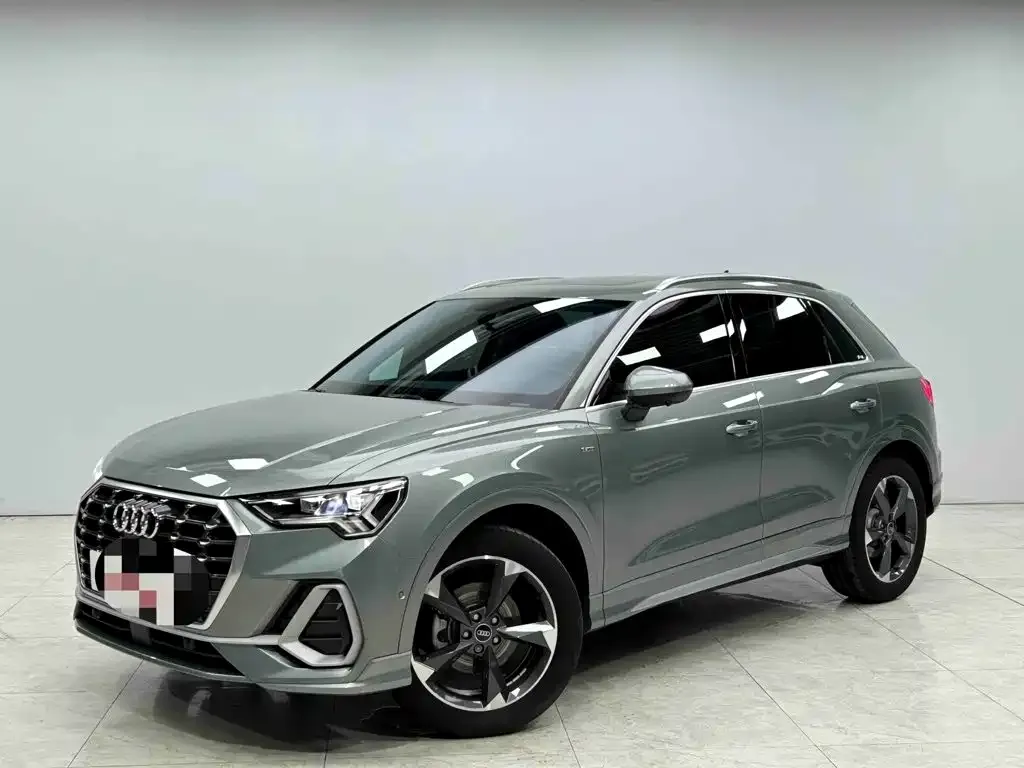 2022 Audi Q3 35 TFSI Fashion Dynamic