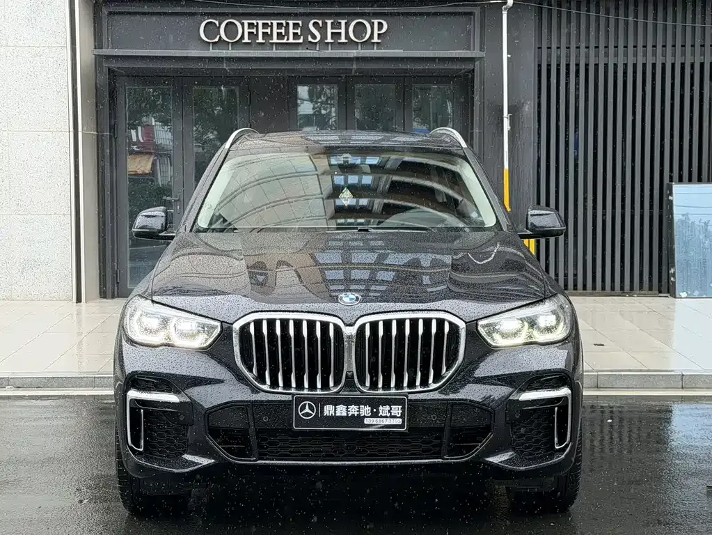 2022 BMW X5 30Li Premium M Sport Package