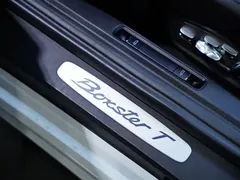 2019 Porsche 718 Boxster T 2.0T, белый — фото 18