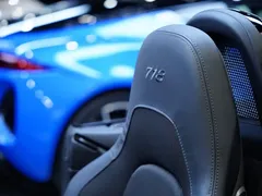 2019 Porsche 718 Boxster T 2.0T, белый — фото 22