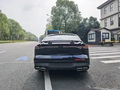 2024 Changan UNI-V 1.5T Premium Sport, синий — фото 11