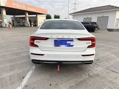 2022 Volvo S60 B4 Luxury, белый — фото 5