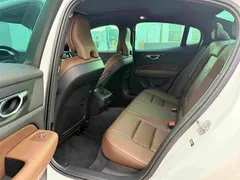 2022 Volvo S60 B4 Luxury, белый — фото 7