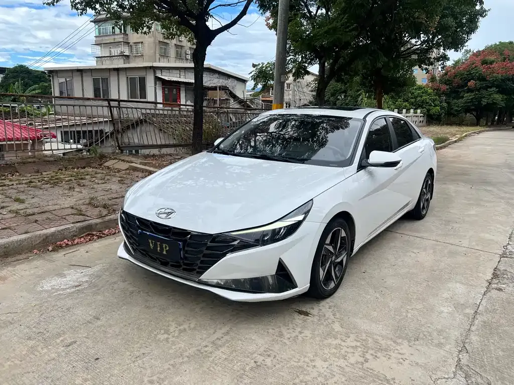 2021 Hyundai Elantra 1.5L CVT GLX Elite