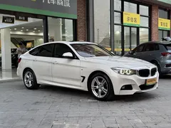 2020 BMW 3 Series GT 320i M Sport Package, белый — фото 3