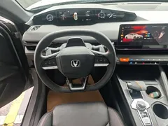 2022 Changan UNI-V 1.5T — фото 11