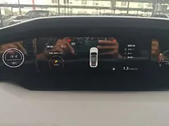 2022 Changan UNI-V 1.5T — фото 12