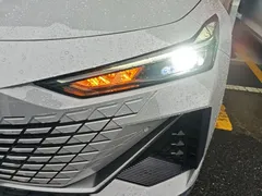 2022 Changan UNI-V 1.5T — фото 24