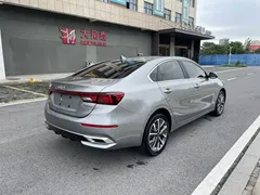 2021 Kia Cerato 1.5L CVT Fashion — фото 6