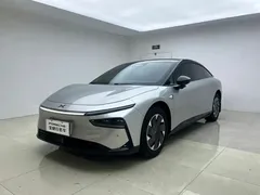 2024 Xpeng P7+ Long Range Max — фото 2
