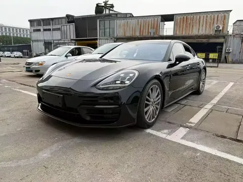 2023 Porsche Panamera 2.9T Platinum Edition