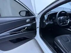 2022 Hyundai Elantra 1.5L CVT 20th Anniversary, белый — фото 8