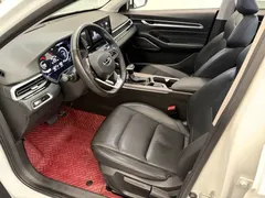 2022 Geely Emgrand 4th Gen 1.5L CVT Luxury, белый — фото 6