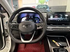 2022 Geely Emgrand 4th Gen 1.5L CVT Luxury, белый — фото 12
