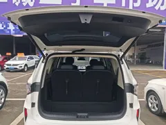 2023 Geely Jiaji L 1.5TD DCT Premium, белый — фото 19