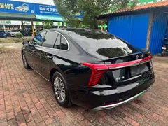 2023 Hongqi H5 1.5T DCT, чёрный — фото 17
