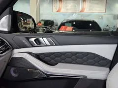 2022 BMW X5 M, синий — фото 19