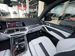 2022 BMW X5 M, синий — фото 40