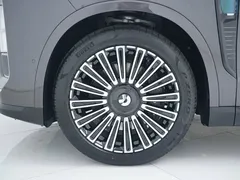 2026 Nio ES8 6-seat Executive Luxury, чёрный — фото 25