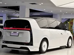 2025 Li Auto MEGA Home, белый — фото 4