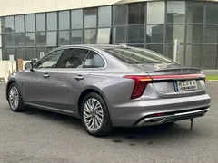 2023 Hongqi H5 2.0T AT Smart Connect — фото 9