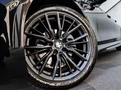 2023 BMW 3 Series 325i M Sport Night Package, чёрный — фото 6