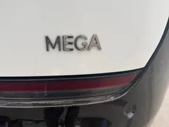 2024 Li Auto MEGA Ultra, белый — фото 16