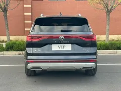 2022 Volkswagen Talagon 530TSI 4WD Flagship Pro 7, синий — фото 7