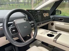 2025 Li Auto MEGA Home, белый — фото 5