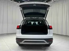 2022 Volkswagen Tayron 280TSI 2WD Luxury, белый — фото 17