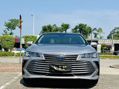 2019 Toyota Avalon Hybrid 2.5L XLE Premium — фото 1