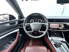 2024 Audi A7L 45 TFSI quattro S-line Black Warrior, чёрный — фото 7