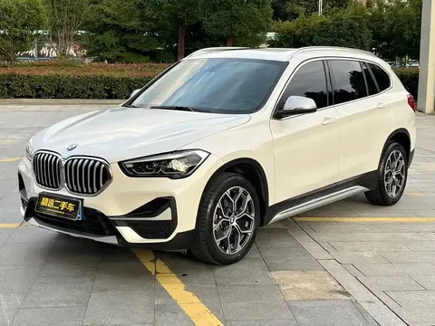 2022 BMW X1 Premium