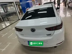2020 Mazda 3 2.0L AT, белый — фото 6