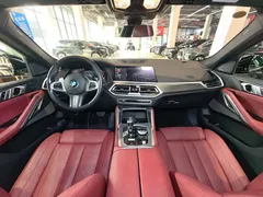 2022 BMW X6 Premium M Sport Package, чёрный — фото 34