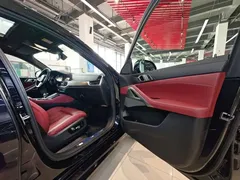 2022 BMW X6 Premium M Sport Package, чёрный — фото 37