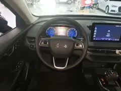 2023 Hongqi E-QM5 EV Basic, чёрный — фото 11