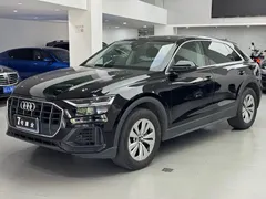 2022 Audi Q8 55 TFSI Luxury Dynamic, чёрный — фото 1