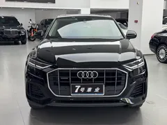 2022 Audi Q8 55 TFSI Luxury Dynamic, чёрный — фото 2