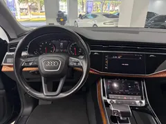 2022 Audi Q8 55 TFSI Luxury Dynamic, чёрный — фото 12