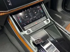 2022 Audi Q8 55 TFSI Luxury Dynamic, чёрный — фото 13