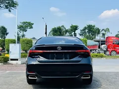 2021 Toyota Avalon 2.5L Luxury, чёрный — фото 4