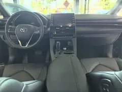 2021 Toyota Avalon 2.5L Luxury, чёрный — фото 10